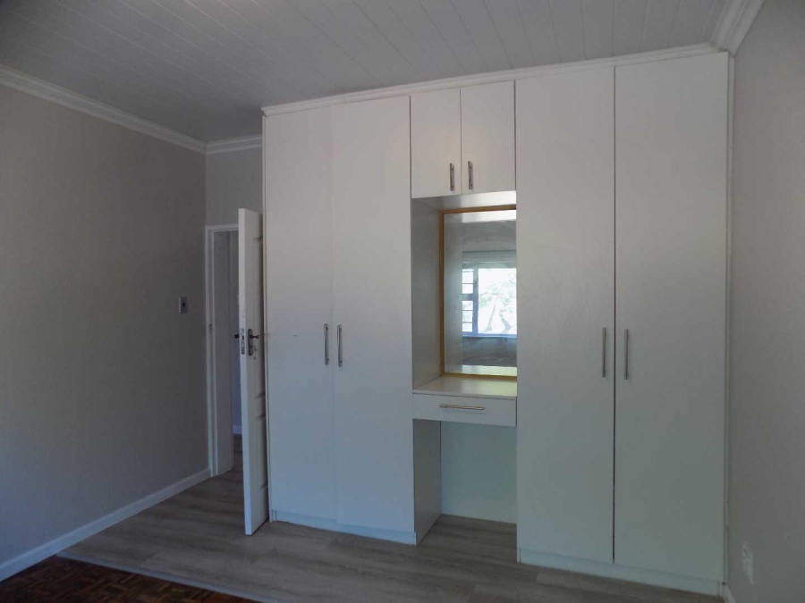 To Let 2 Bedroom Property for Rent in Silver Oaks Western Cape